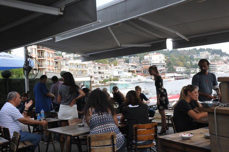 Arap turist Yasemin Allen'i çıldırttı: Bacaklarıma bakma