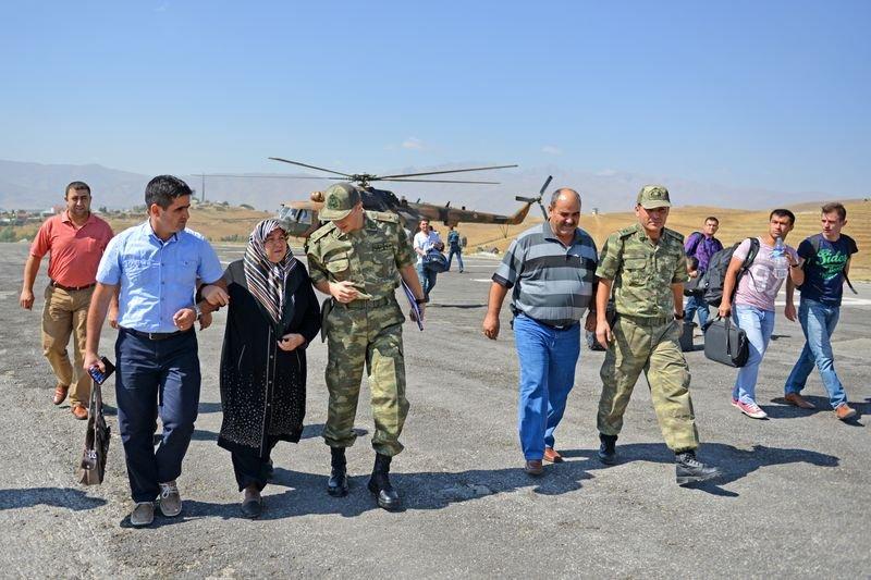 Hakkari'de oğlunun şehit olduğu yerden barış mesajı