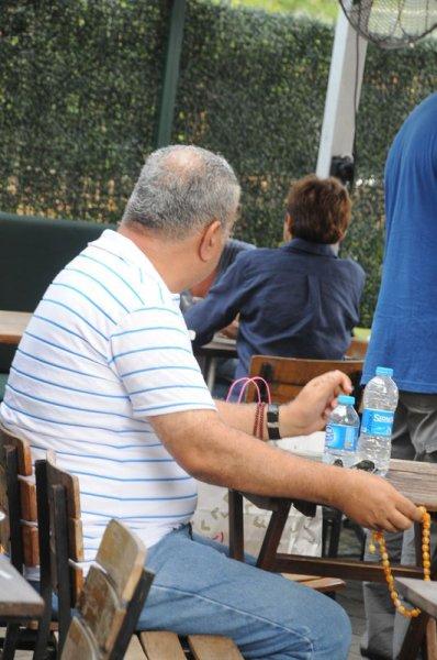 Arap turist Yasemin Allen'i çıldırttı: Bacaklarıma bakma