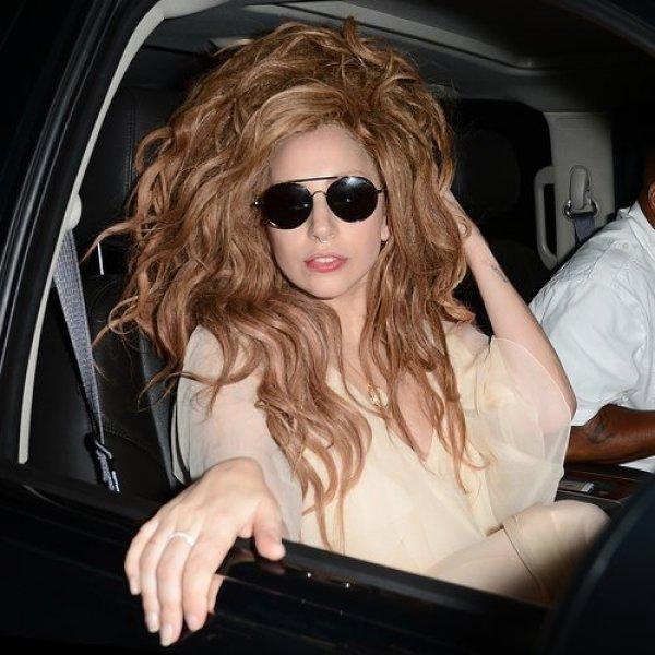 Lady Gaga hamama gitmek istiyor