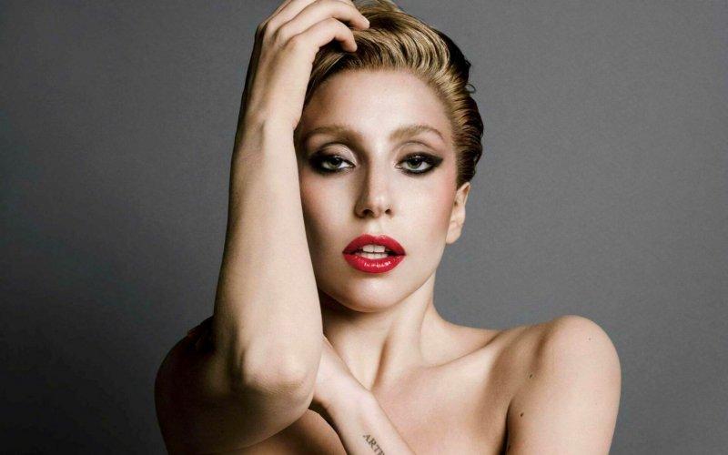 Lady Gaga hamama gitmek istiyor