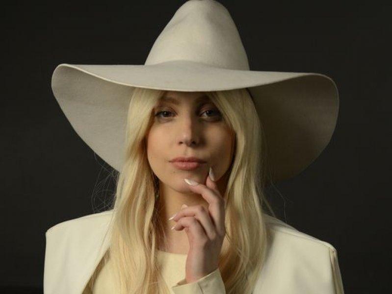 Lady Gaga hamama gitmek istiyor