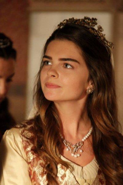 Hürrem Sultan'dan Pelin'e annelik öğütleri