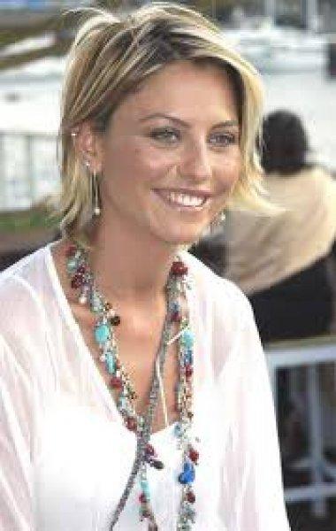 Ece Uslu'nun yönetmen sevgilisi boşandı