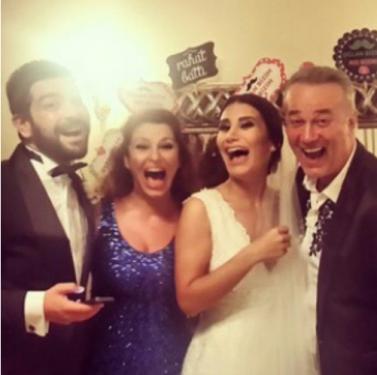 İrem Derici Rıza Esendemir'le evlendi