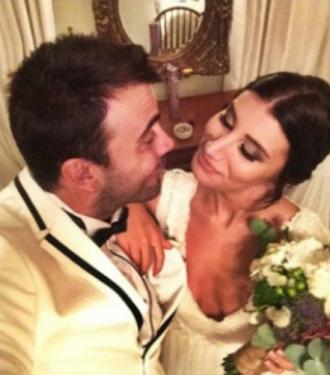 İrem Derici Rıza Esendemir'le evlendi
