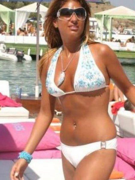 Süreyya Yalçın otomobiliyle çita gezdirdi