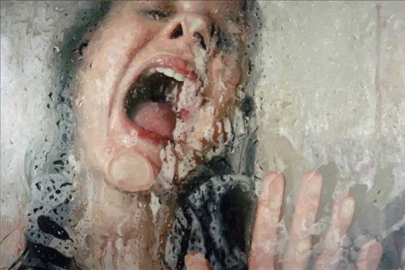 Alyssa Monks'un  fotoğraf gibi çizimleri 
