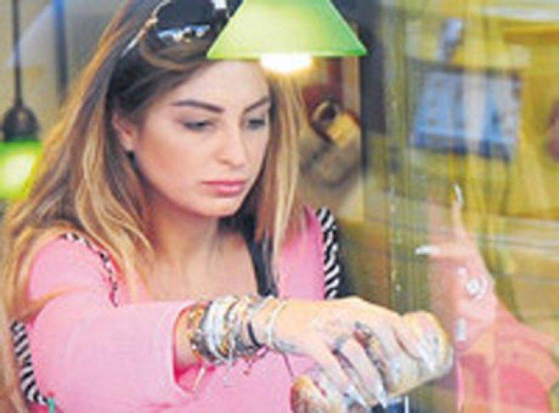 Süreyya Yalçın otomobiliyle çita gezdirdi