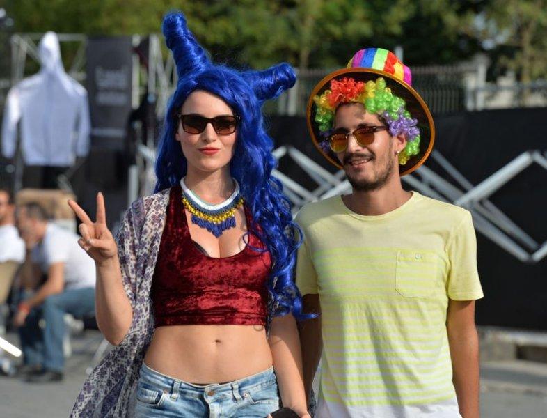 Lady Gaga konserinde hayranları da ilginç giyindi