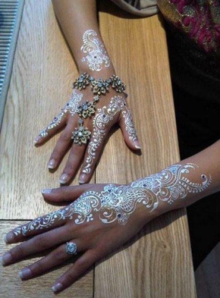 Yeni trend: Beyaz kına