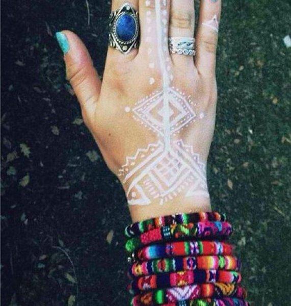 Yeni trend: Beyaz kına