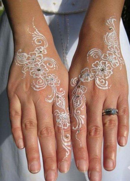 Yeni trend: Beyaz kına