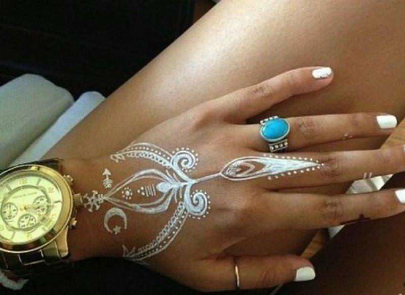 Yeni trend: Beyaz kına