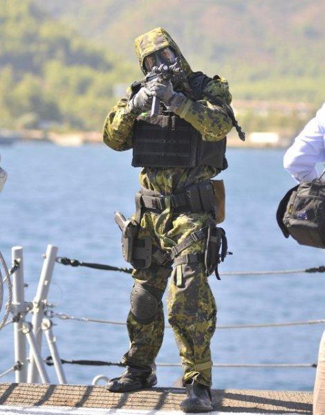 SAT komandolarından güç gösterisi