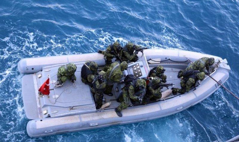 SAT komandolarından güç gösterisi