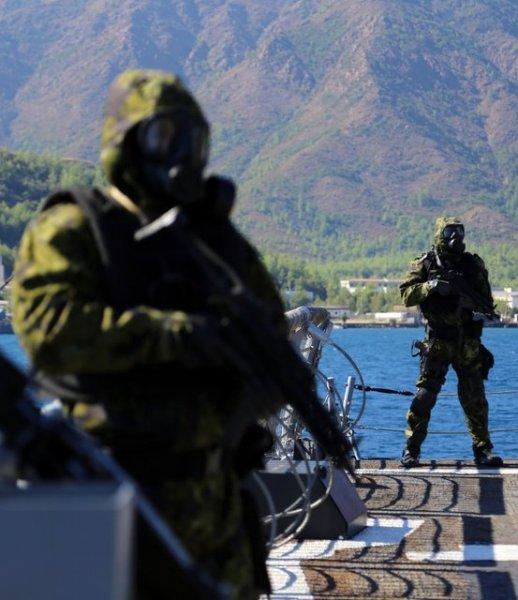 SAT komandolarından güç gösterisi