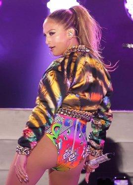 Sosyal medyadan Jennifer Lopez‘e ‘Kalça‘ ayarı 