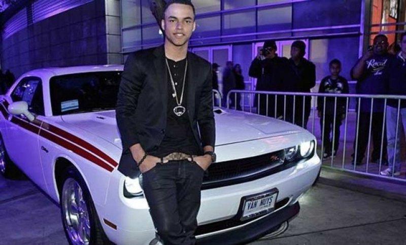 Tom Cruise'un evlatlık oğlu Connor Cruise dinini arıyor