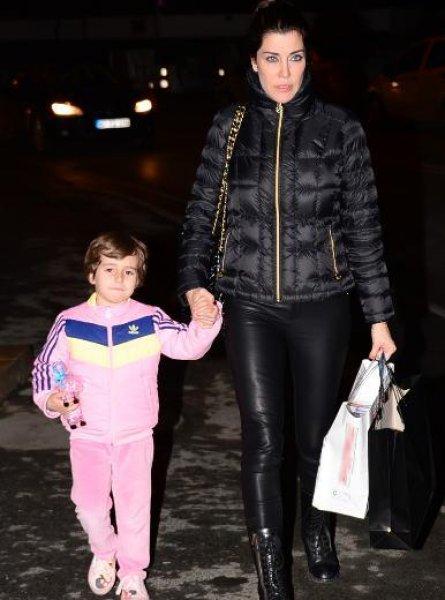 Deniz Akkaya: Kızımın kordonunu kendim kestim