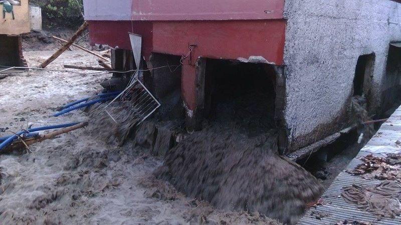Hatay'ın Erzin ilçesi sele teslim oldu 