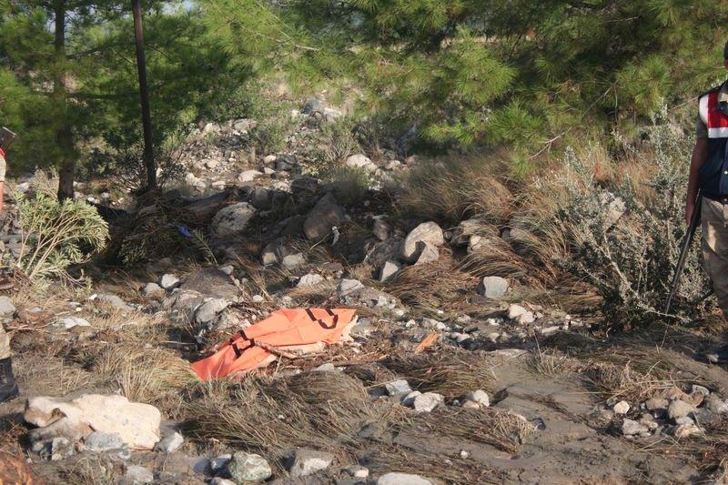 Hatay'ın Erzin ilçesi sele teslim oldu 