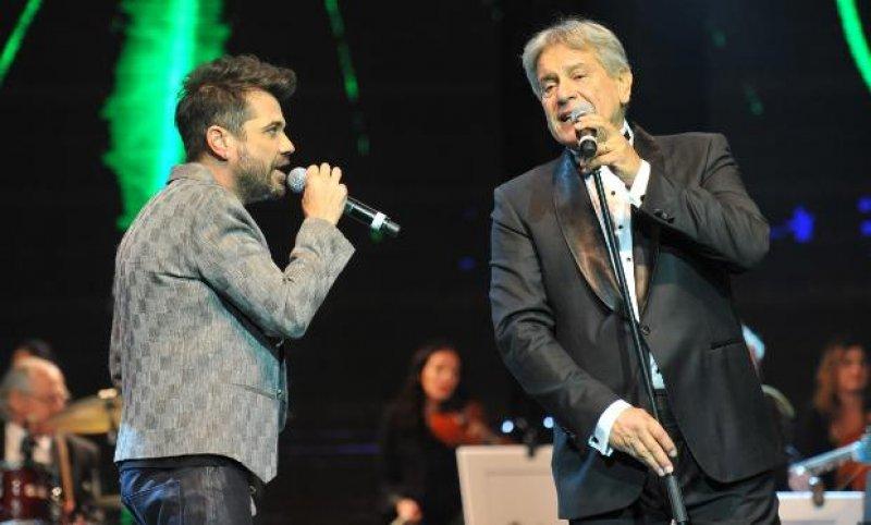 Neco sanat hayatının 50. yılını kutladı