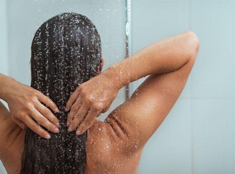 Soğuk duş almanın bilinmeyen 10 faydası