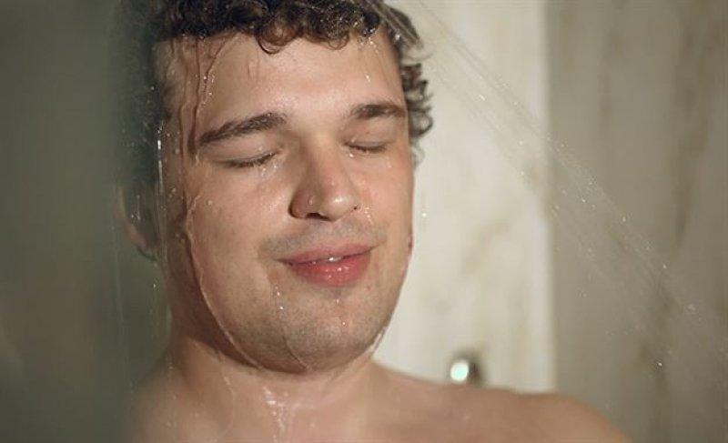 Soğuk duş almanın bilinmeyen 10 faydası