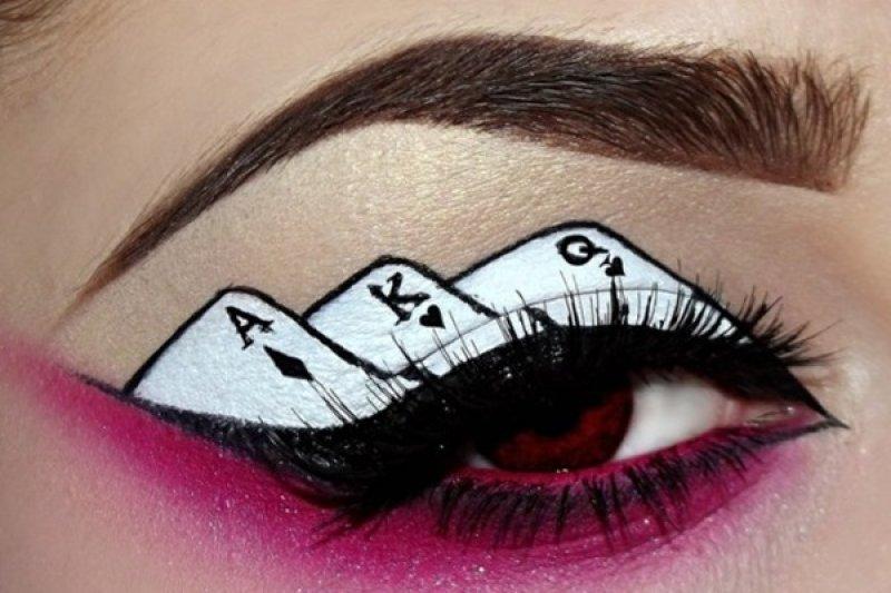 En çılgın göz makyajları