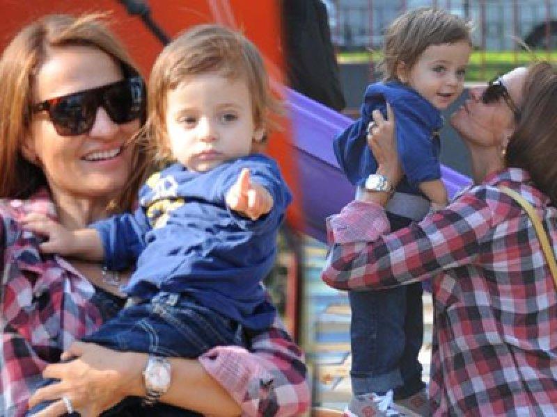 Ebru Akel doğumdan sonra 12 kilo verdi