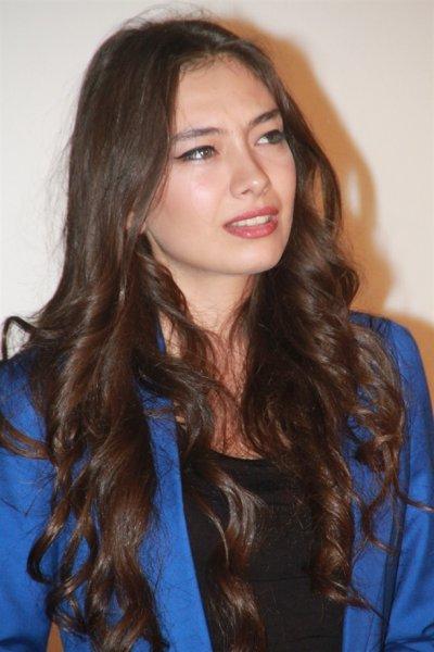 Neslihan Atagül InStyle dergisine konuştu