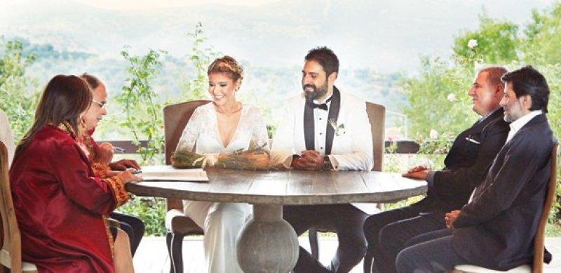 Gülben Ergen ve Erhan Çelik evlendi