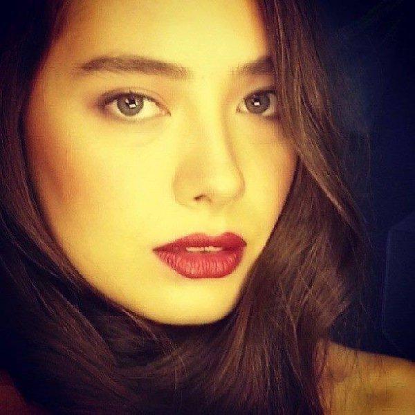 Neslihan Atagül InStyle dergisine konuştu