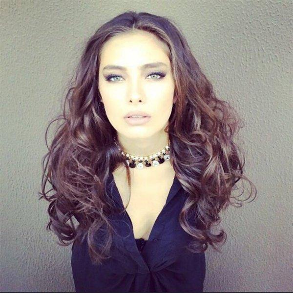 Neslihan Atagül InStyle dergisine konuştu