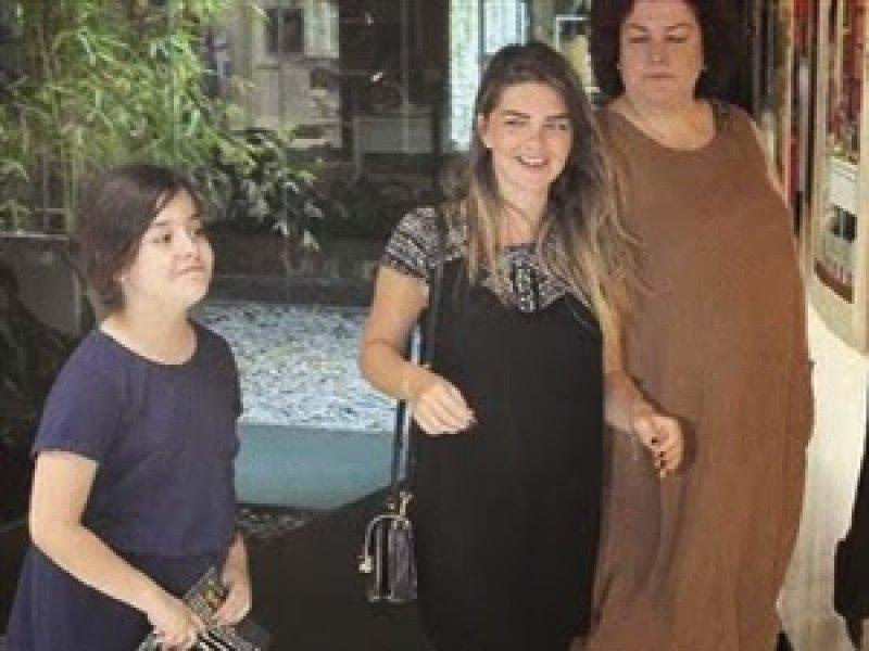  Pelin Karahan: Hamilelik döneminde tekliflere açığım