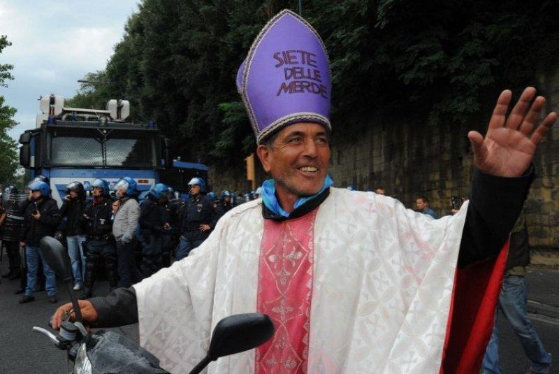 İtalya'da kemer sıkma eylemi