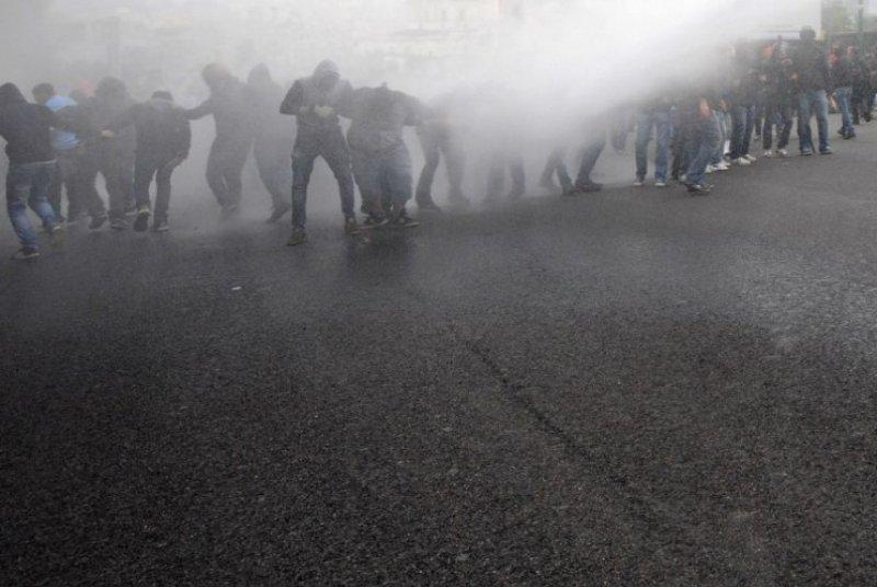 İtalya'da kemer sıkma eylemi