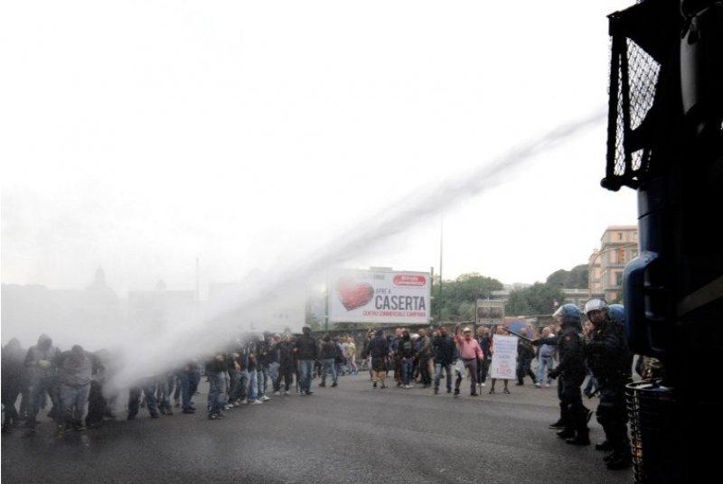 İtalya'da kemer sıkma eylemi