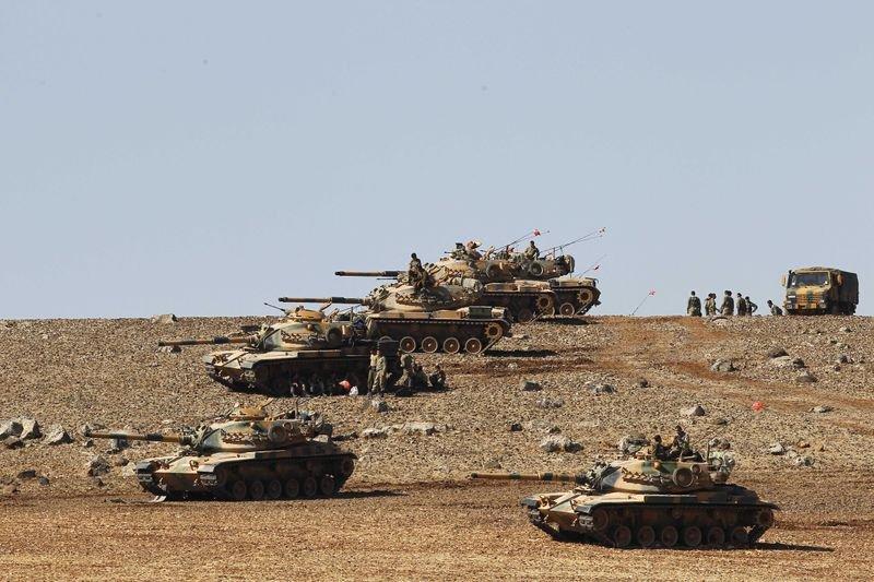 Kobani sınırına tank yığınağı