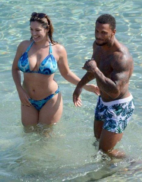 Kelly Brook'u unutturan güzel model Metisha Schaefer