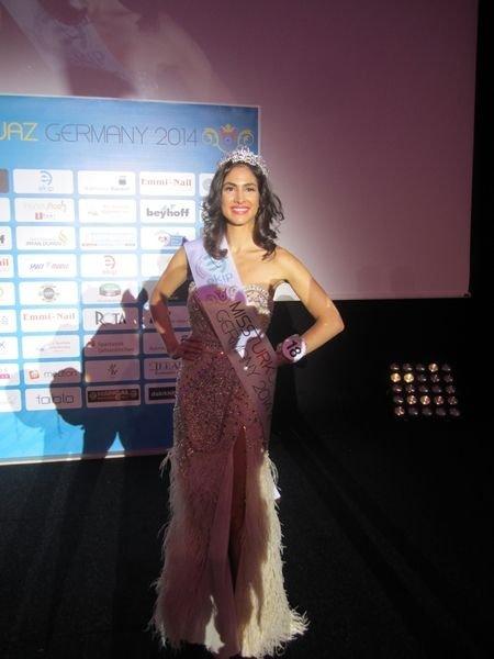 Almanya'nın en güzel Türk kızı: Aslı Cankat