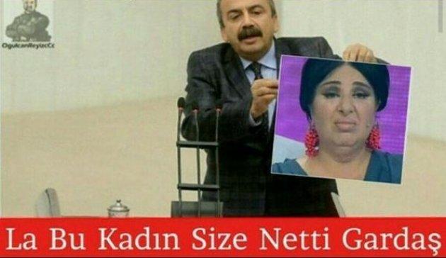  Sosyal medyada Nur Yerlitaş capsleri