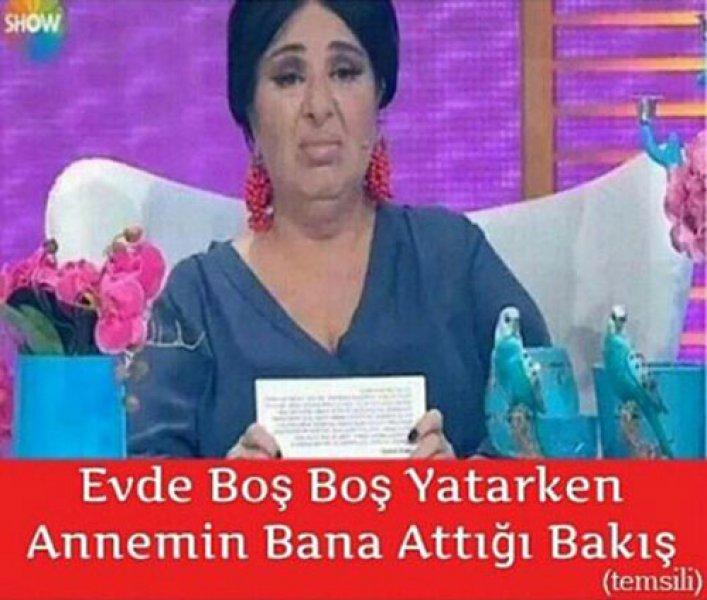  Sosyal medyada Nur Yerlitaş capsleri