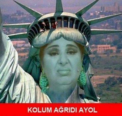  Sosyal medyada Nur Yerlitaş capsleri