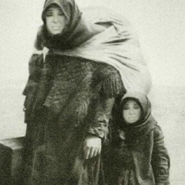  Sosyal medyada Nur Yerlitaş capsleri