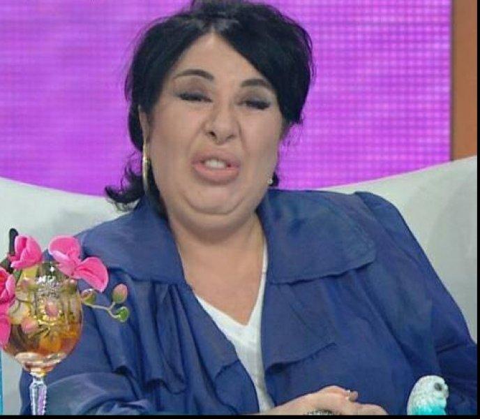  Sosyal medyada Nur Yerlitaş capsleri