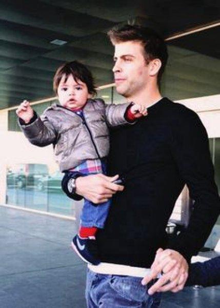 Shakira'nın oğlu Milan babası Gerard Pique'nin izinde