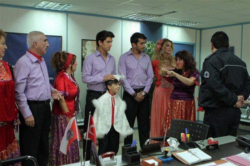 Cennet Mahallesi yeni kadro ile ekrana dönüyor 