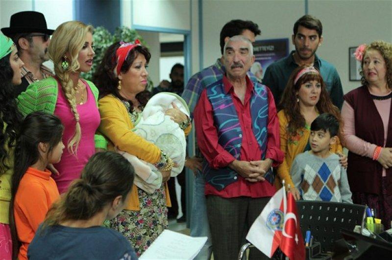 Cennet Mahallesi yeni kadro ile ekrana dönüyor 